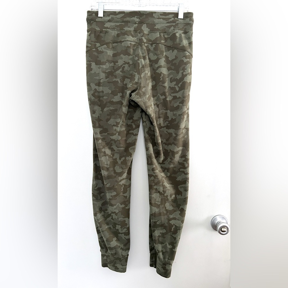 Lululemon Camo Joggers Ready To Rulu Athleisure Lounge Size 8 - Picture 2 of 6
